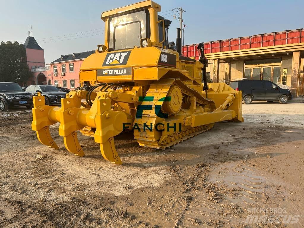 CAT D 8 R Pásové dozery
