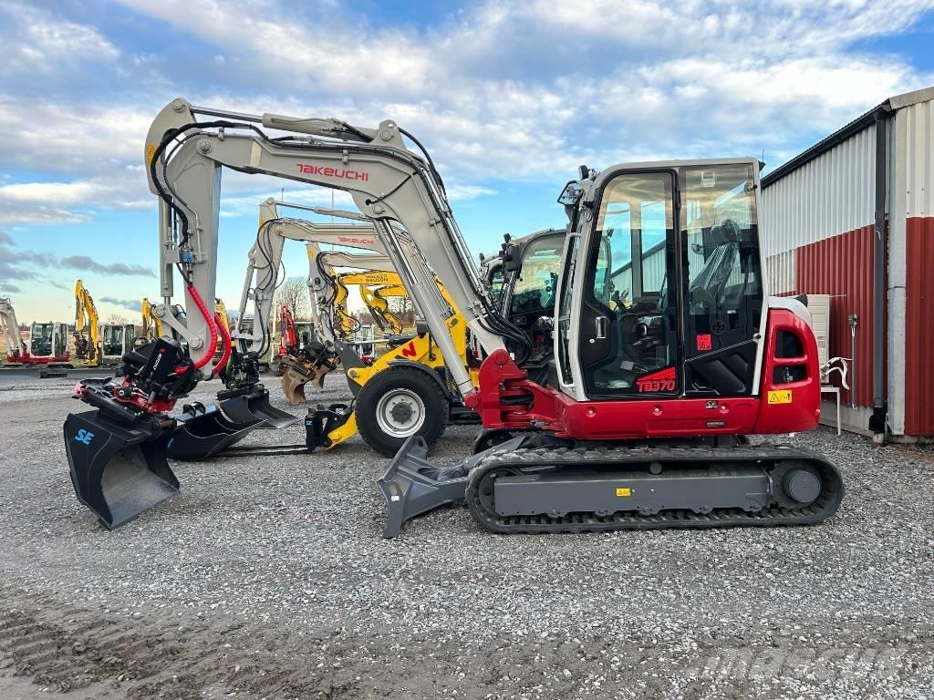 Takeuchi TB370 Midi rýpadla 7t - 12t