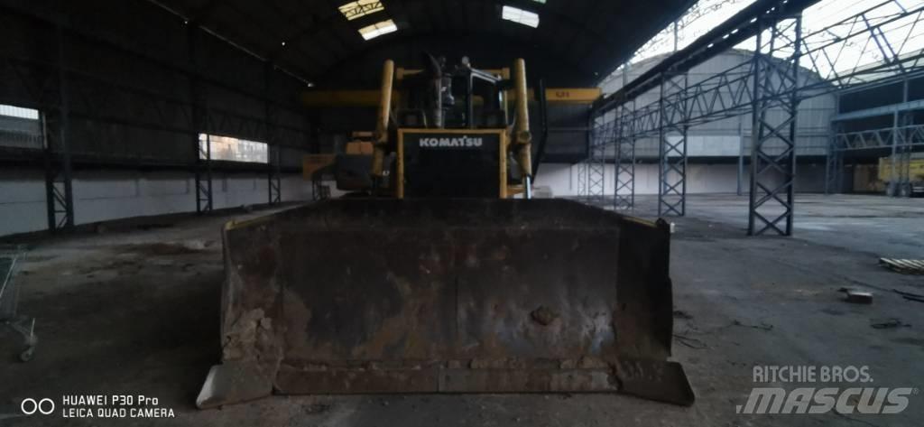 Komatsu DX 65 Pásové dozery