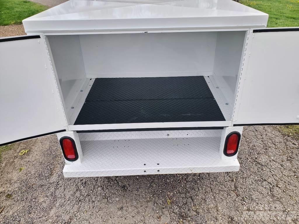Taylor-Dunn R380 Vlečné vozíky