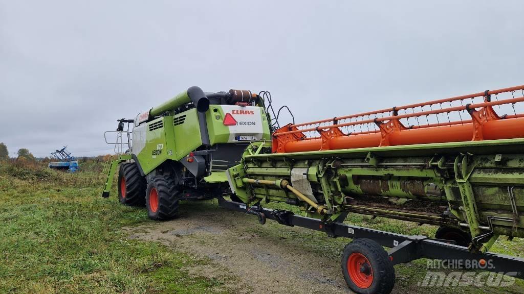 CLAAS Lexion 670 Sklízecí mlátičky