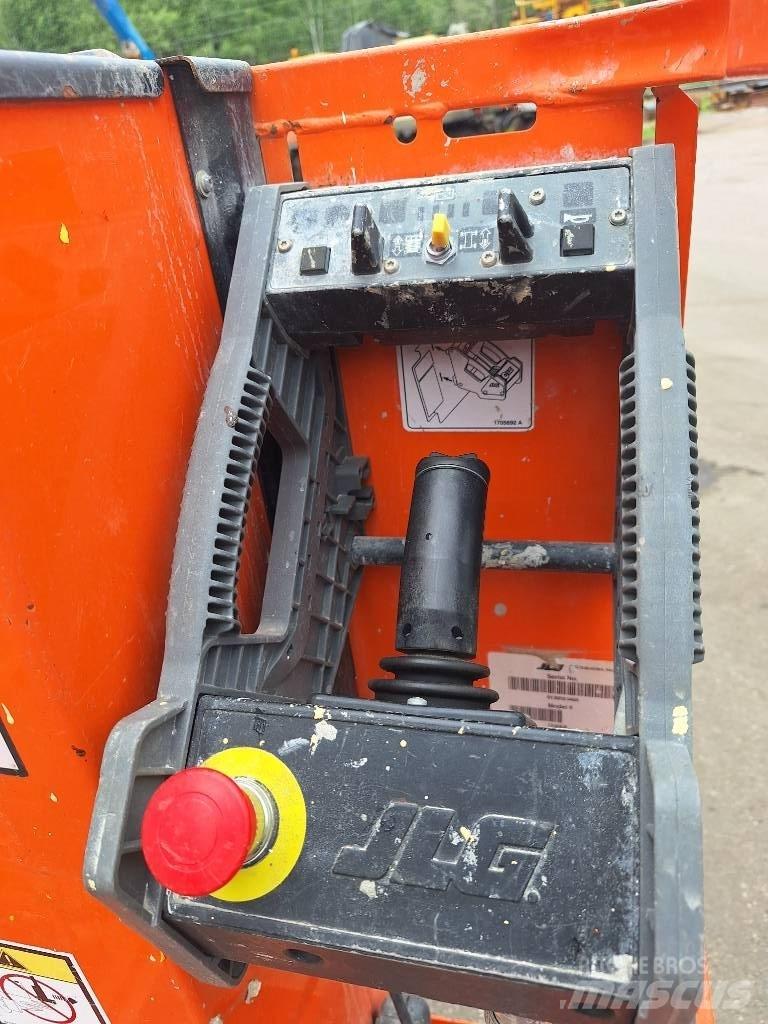 JLG 1230 ES Nůžková zvedací plošina