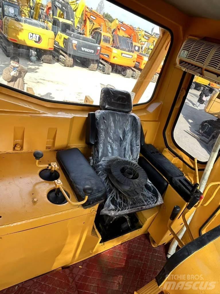 CAT D 7 G Pásové dozery