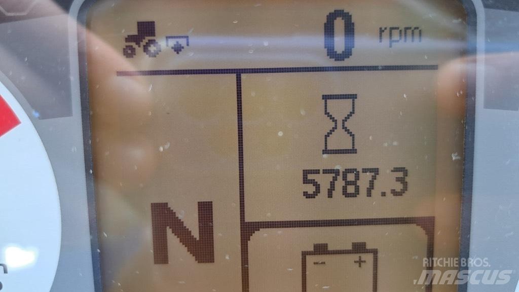 New Holland T 4.105 Traktory