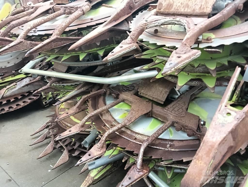 CLAAS ORBIS 750 Samojízdné sekačky