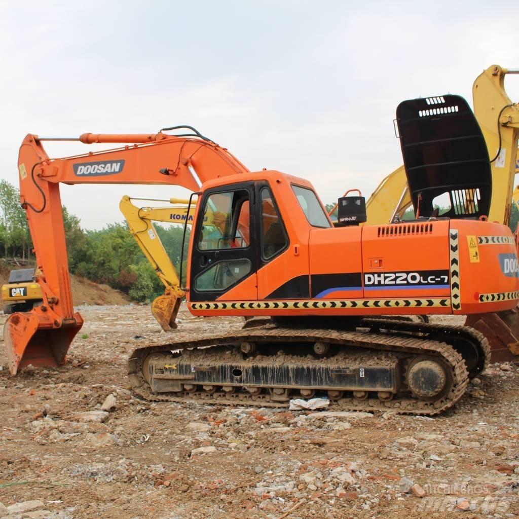 Doosan 220 LC-7 Pásová rýpadla