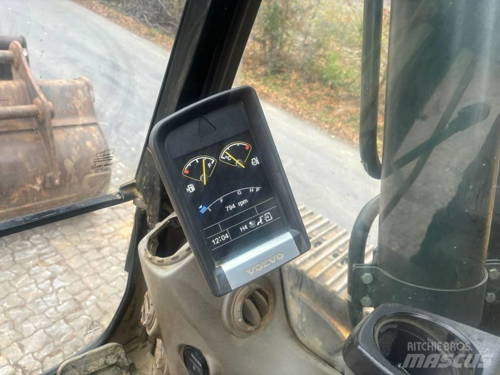Volvo EC 220 DL Pásová rýpadla