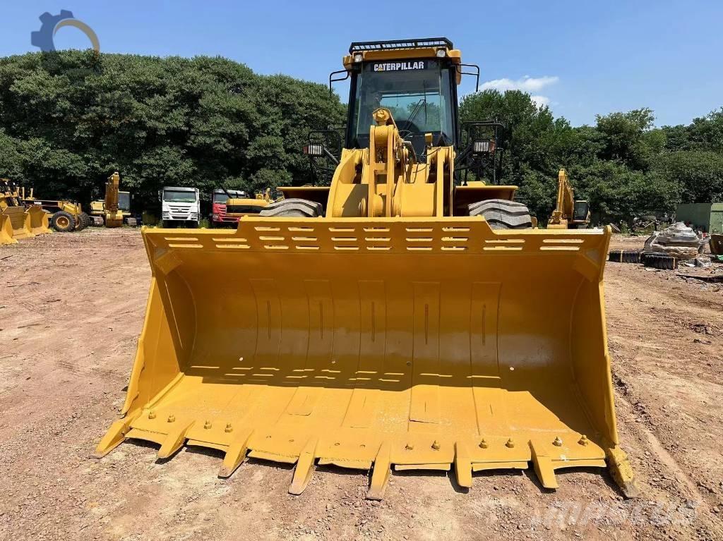 CAT 980 H Kolové nakladače