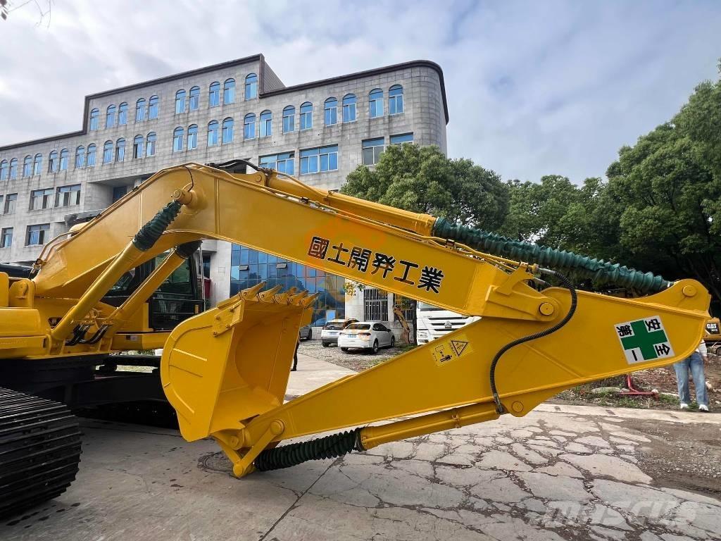 Komatsu PC 220-7 Pásová rýpadla
