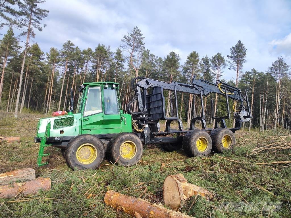 John Deere 1110 D Vyvážecí traktory