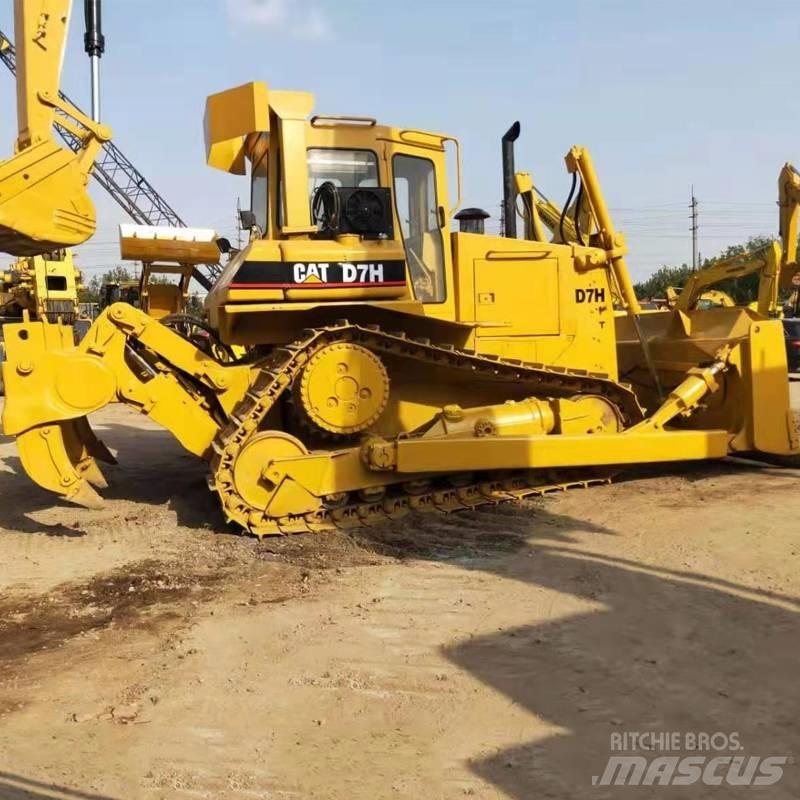 CAT D7H Pásové dozery