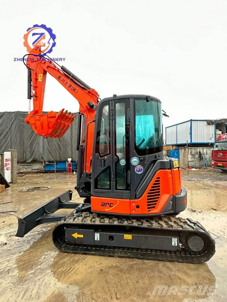 Hitachi ZX 50 Mini rýpadla < 7t