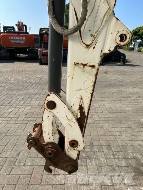 Bobcat 325 Mini rýpadla < 7t