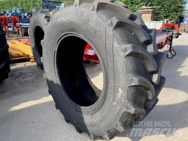 Galaxy 710/70R38 Pneumatiky, kola a ráfky