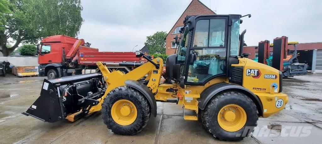 CAT 908M Kolové nakladače