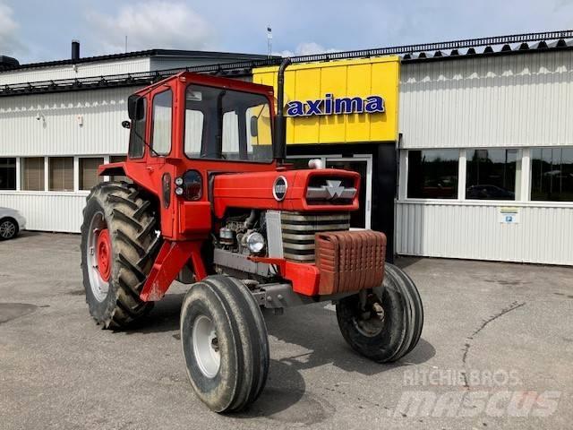 Massey Ferguson 1080 Traktory