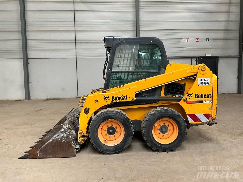 Bobcat S 450 Smykem řízené nakladače