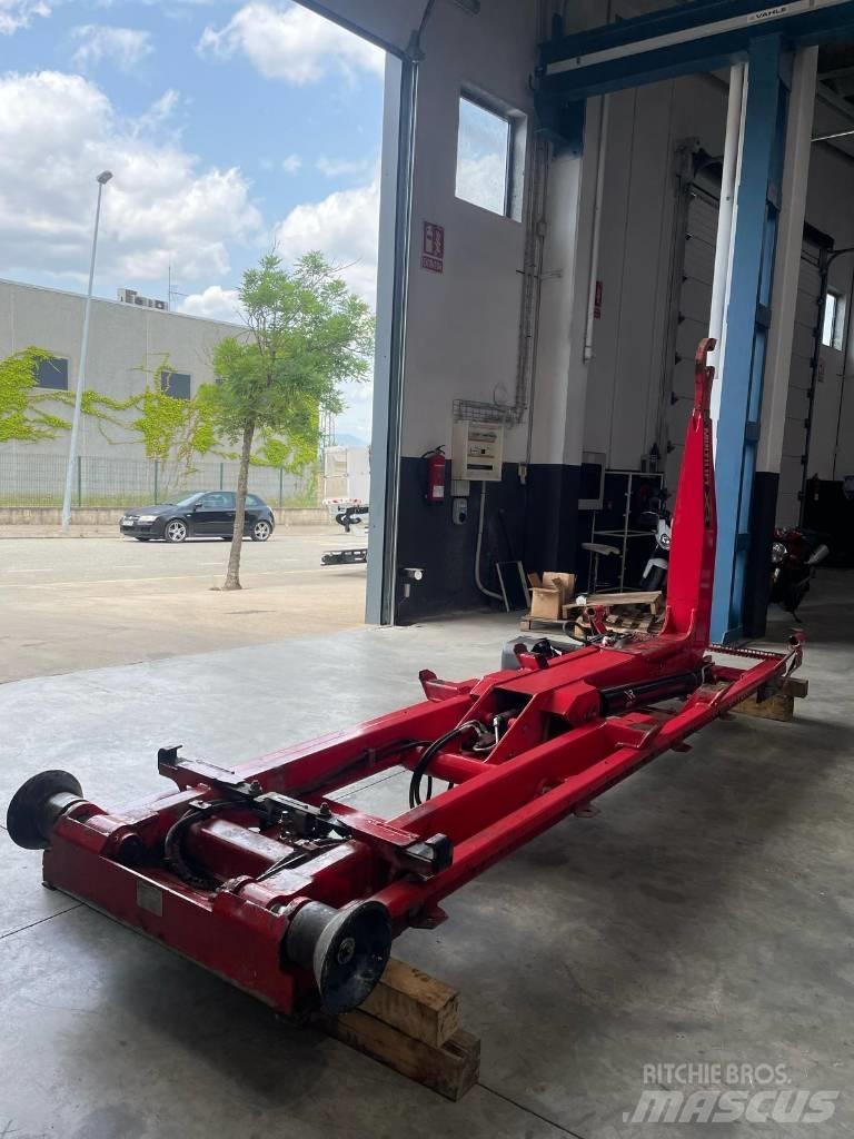 Multilift XR 10 S 36 Přepravní kontejnery