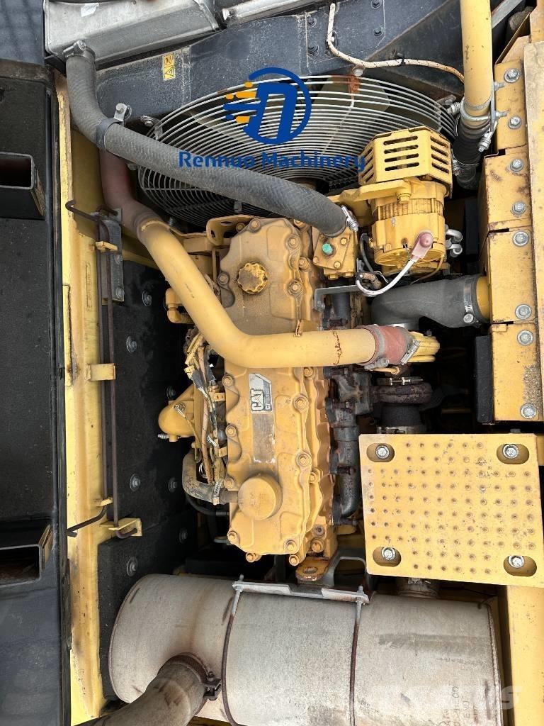 CAT 329D Pásová rýpadla
