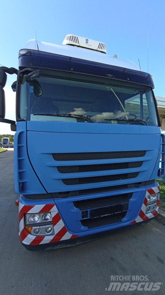 Iveco AS 440 S45 TP Tahače