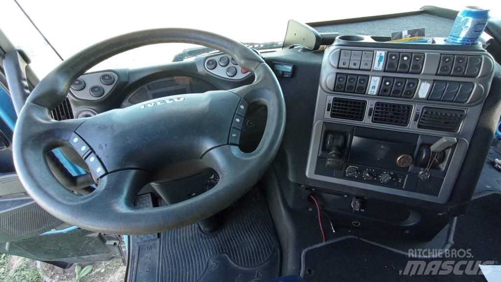 Iveco AS 440 S45 TP Tahače