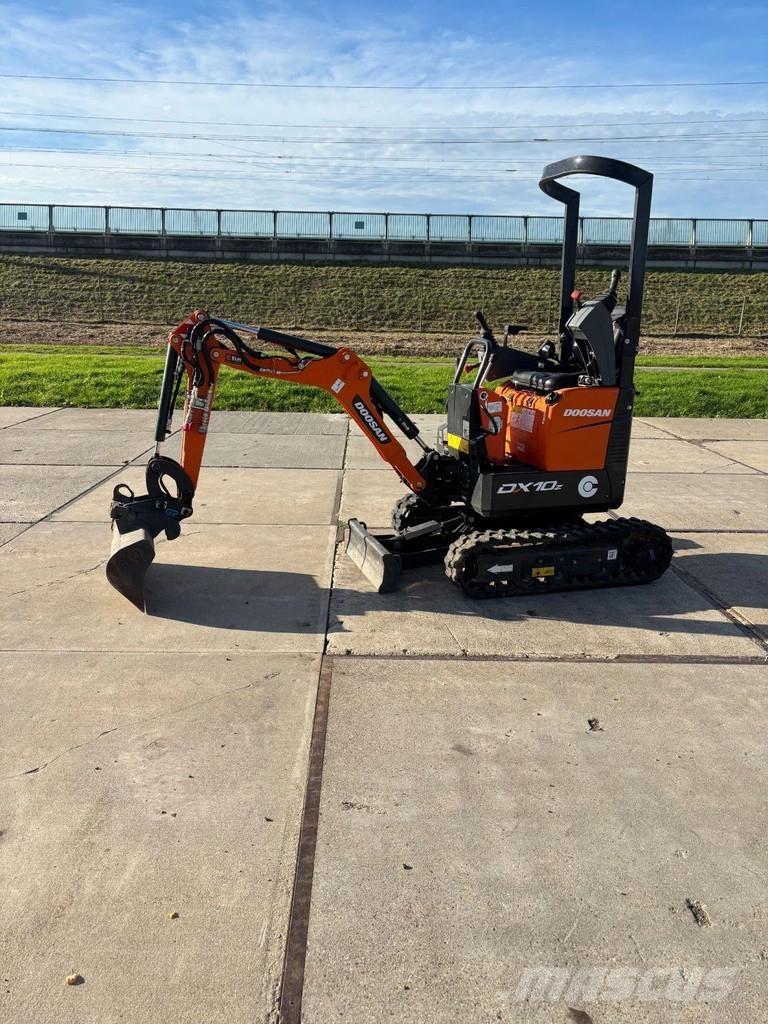 Doosan DX10Z Mini rýpadla < 7t