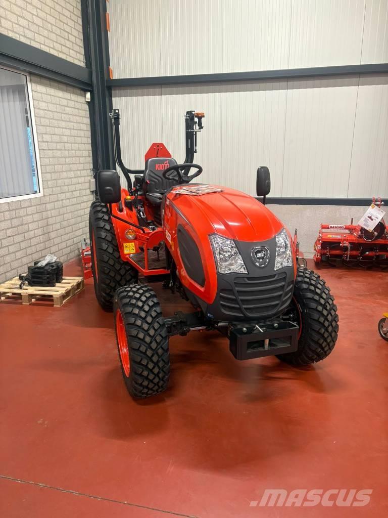 Kioti ck4030hst Traktory