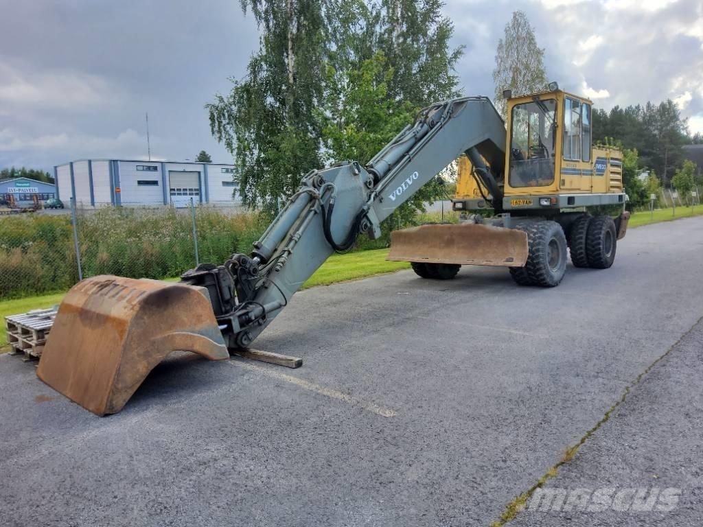 Volvo EW 200 Kolová rýpadla