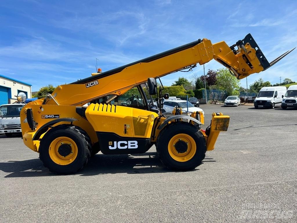 JCB 540-140 Sway / AC Teleskopické manipulátory