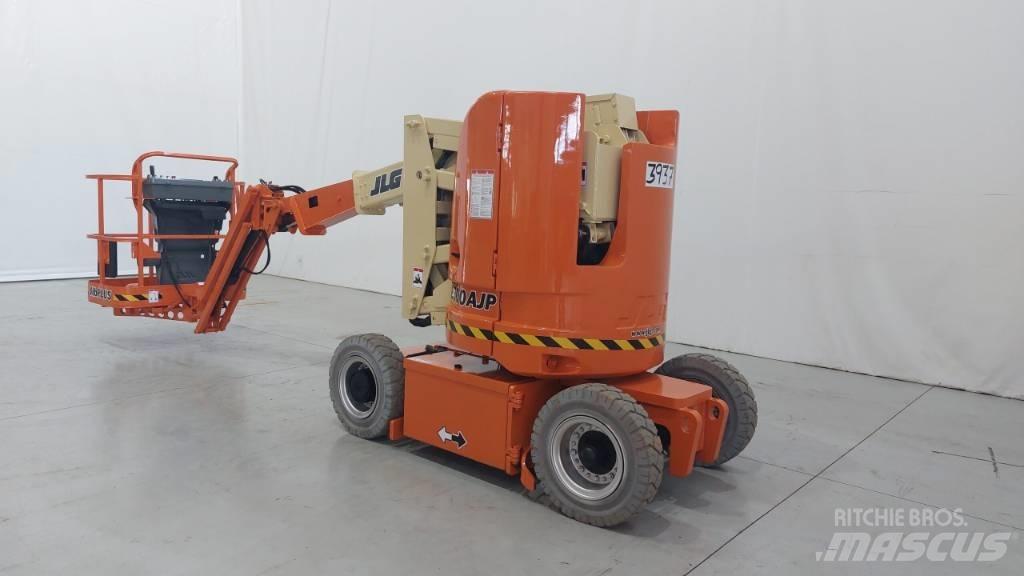JLG E300AJP Kloubové plošiny