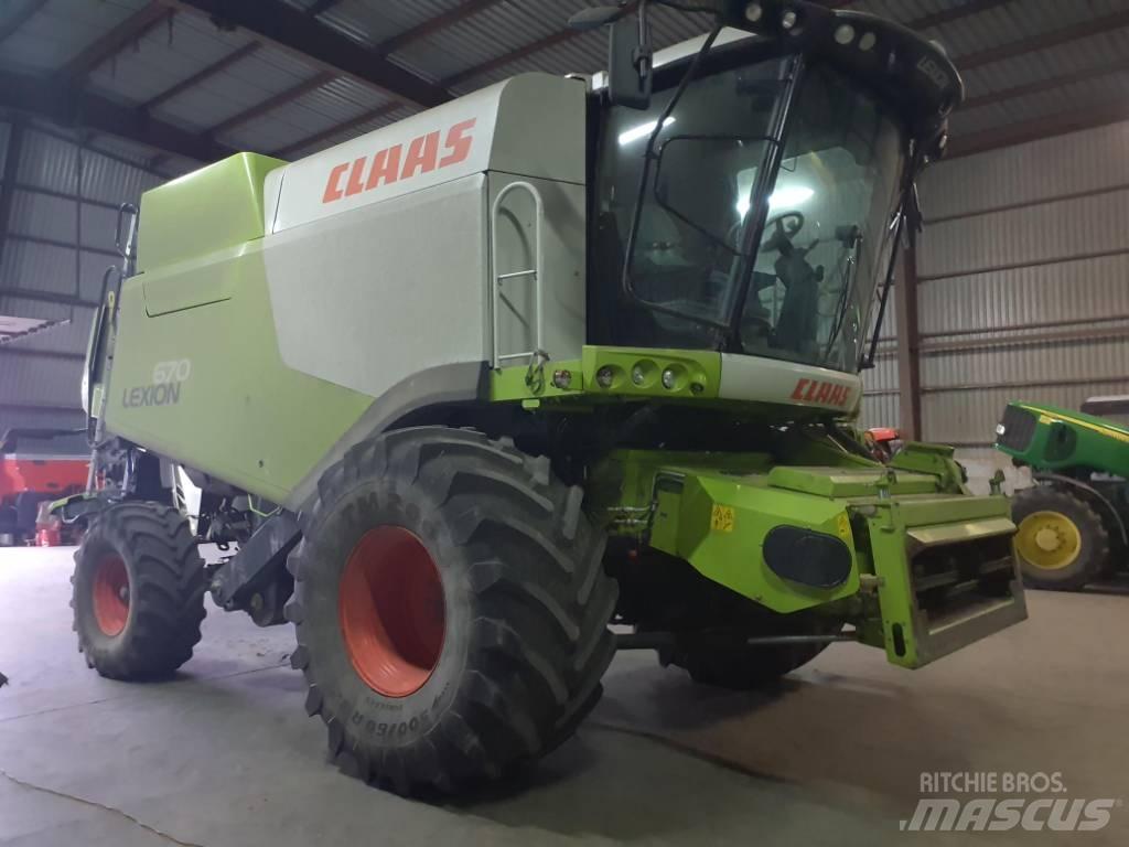 CLAAS Lexion 670 Sklízecí mlátičky