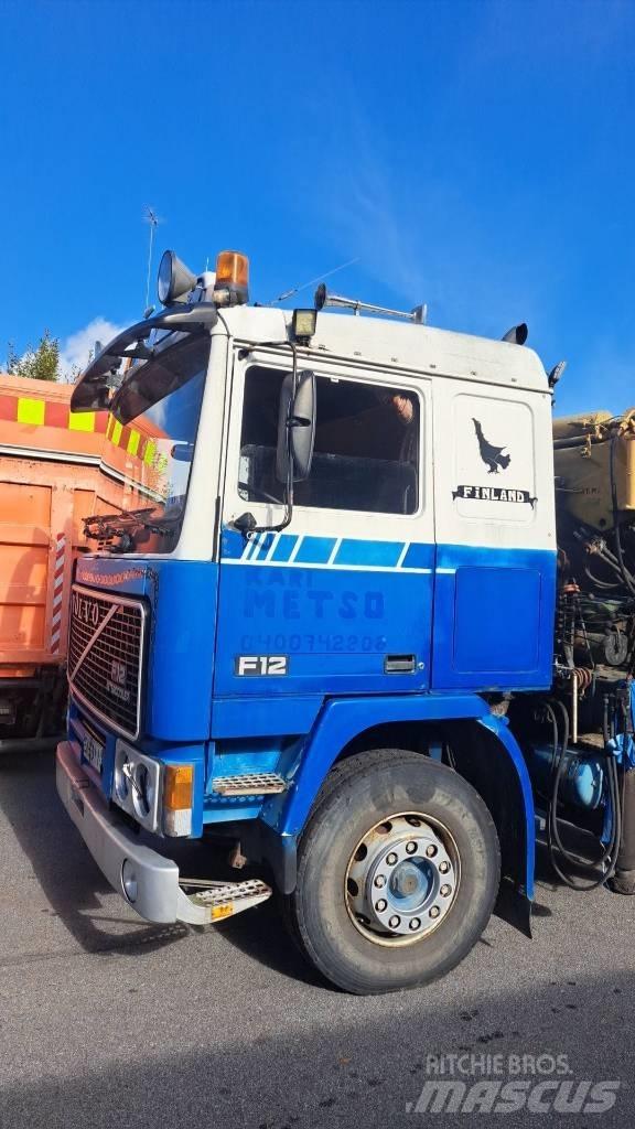 Volvo F 12 Autojeřáby, hydraulické ruky