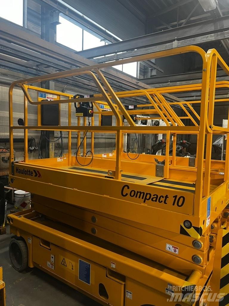 Haulotte Compact 10 Nůžková zvedací plošina
