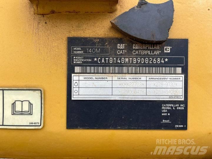 CAT 140 M Grejdry