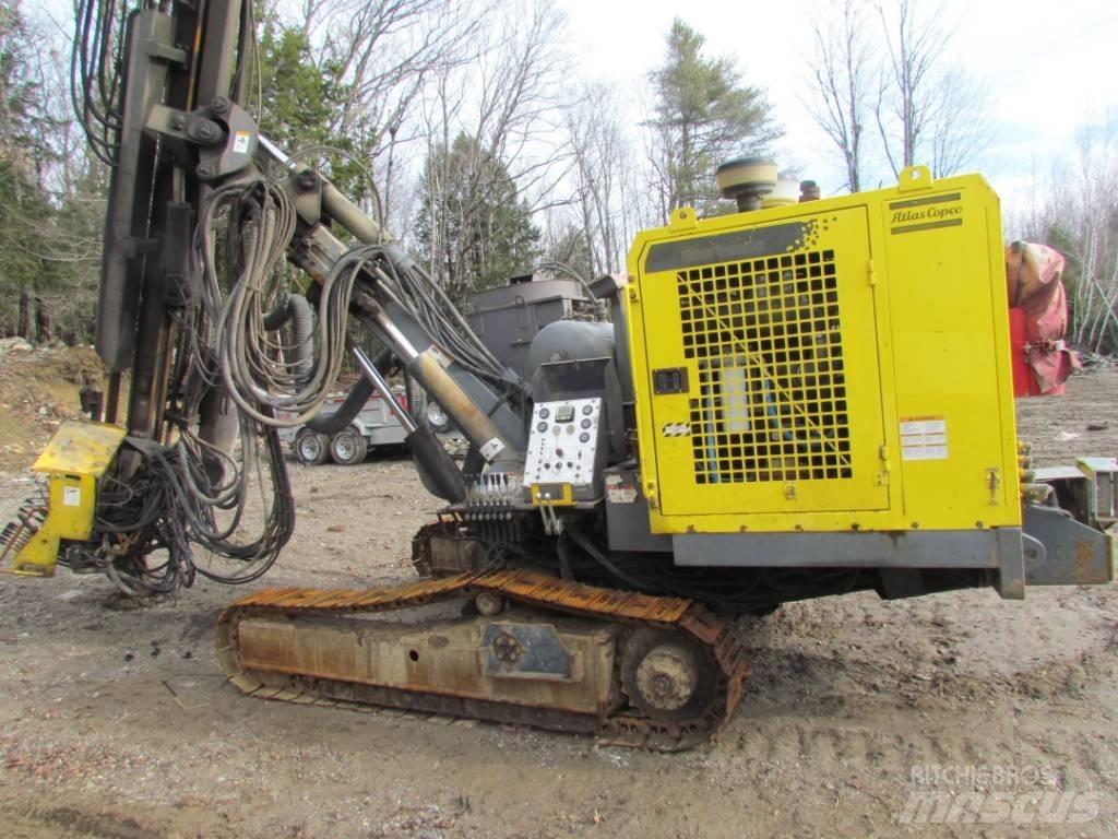 Atlas Copco ECM590RC Povrchové vrtací stroje