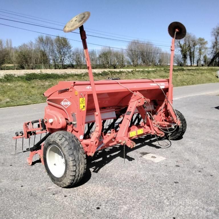 Kuhn Premia 300 Mechanické secí stroje