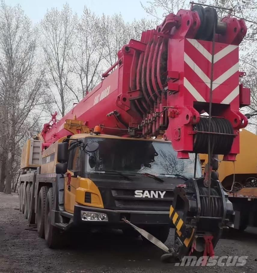 Sany SAC4000C8-8 Univerzální terénní jeřáby