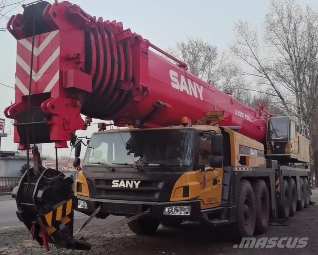 Sany SAC4000C8-8 Univerzální terénní jeřáby