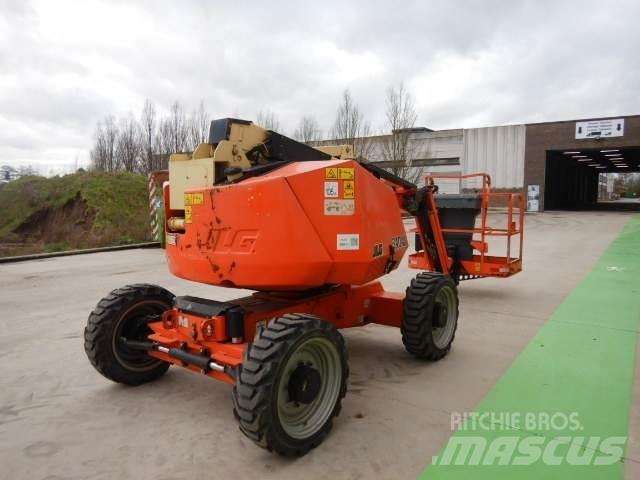 JLG 340AJ Kloubové plošiny