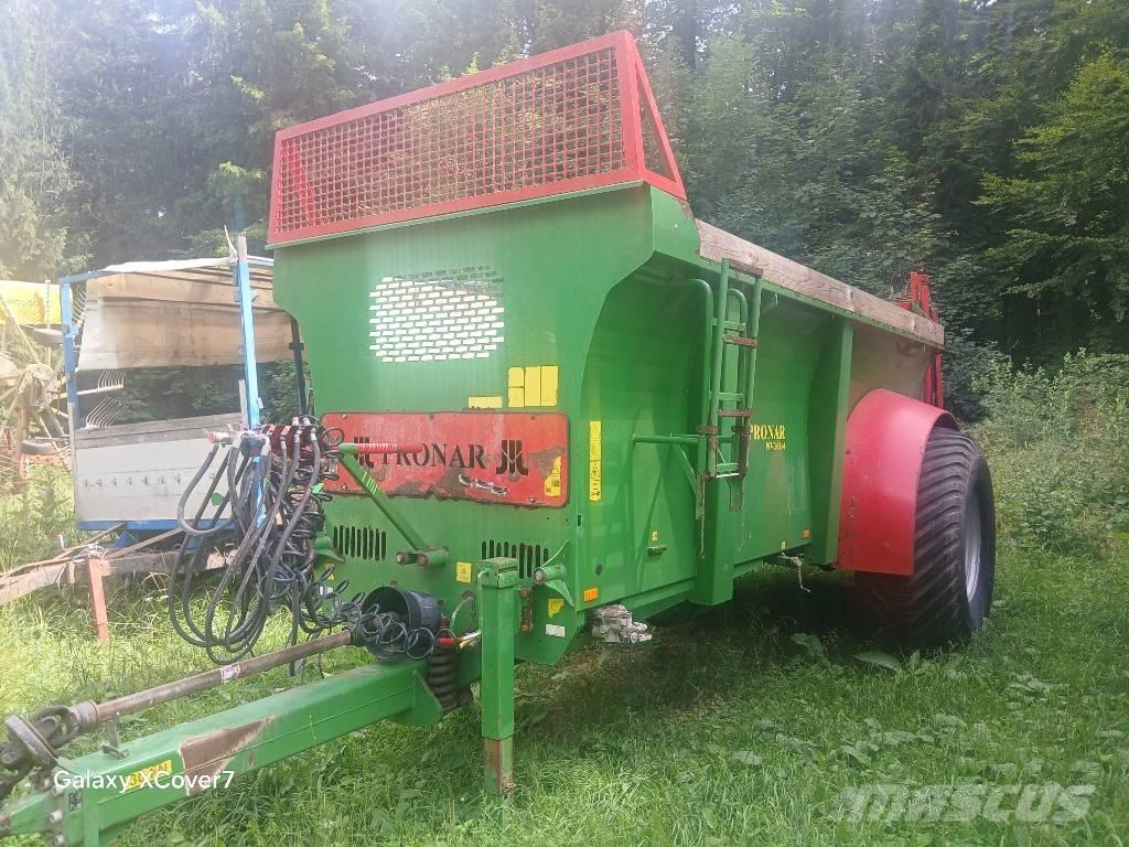 Pronar NV161/4 Rozmetadla chlévské mrvy