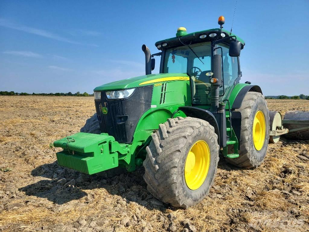 John Deere 7200 R Traktory