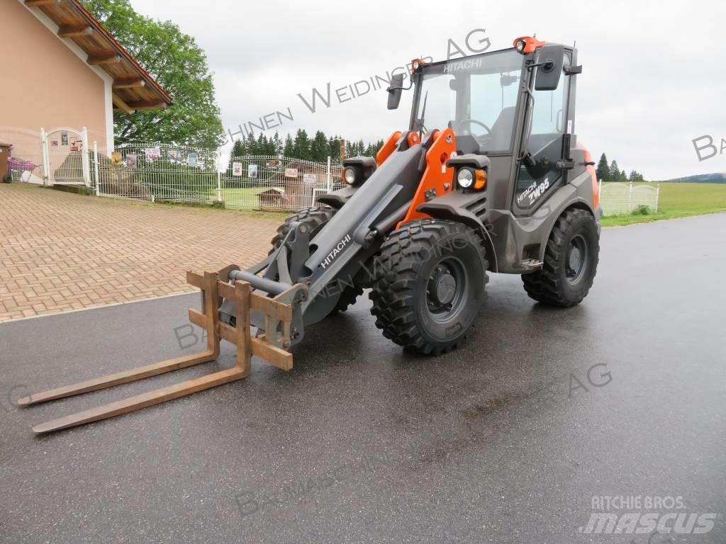 Hitachi ZW 95 Kolové nakladače