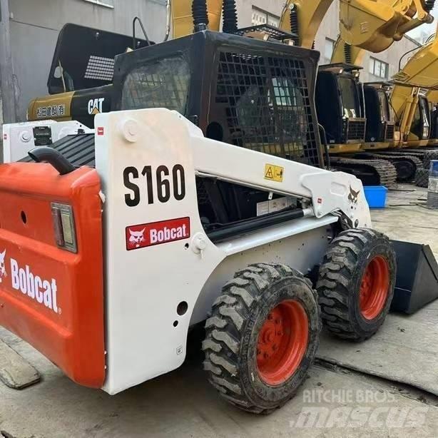 Bobcat S 160 Smykem řízené nakladače