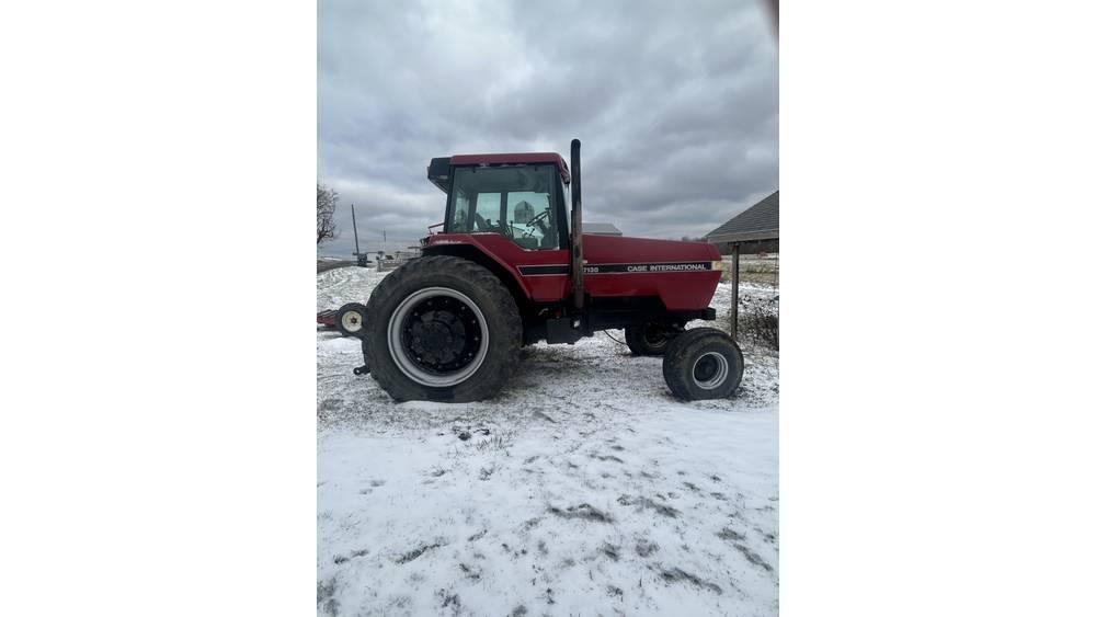 Case IH 7130 Traktory