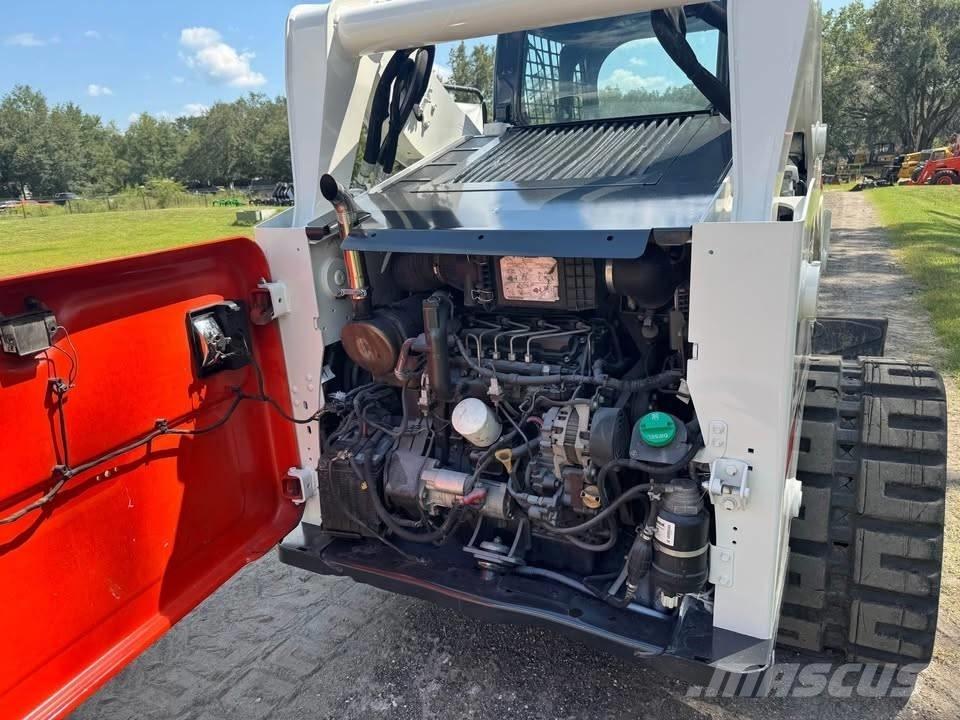 Bobcat T 650 Smykem řízené nakladače