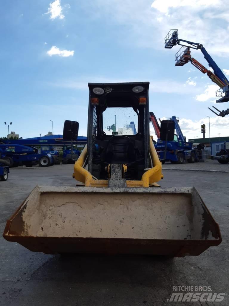 Neuson 501 S Smykem řízené nakladače