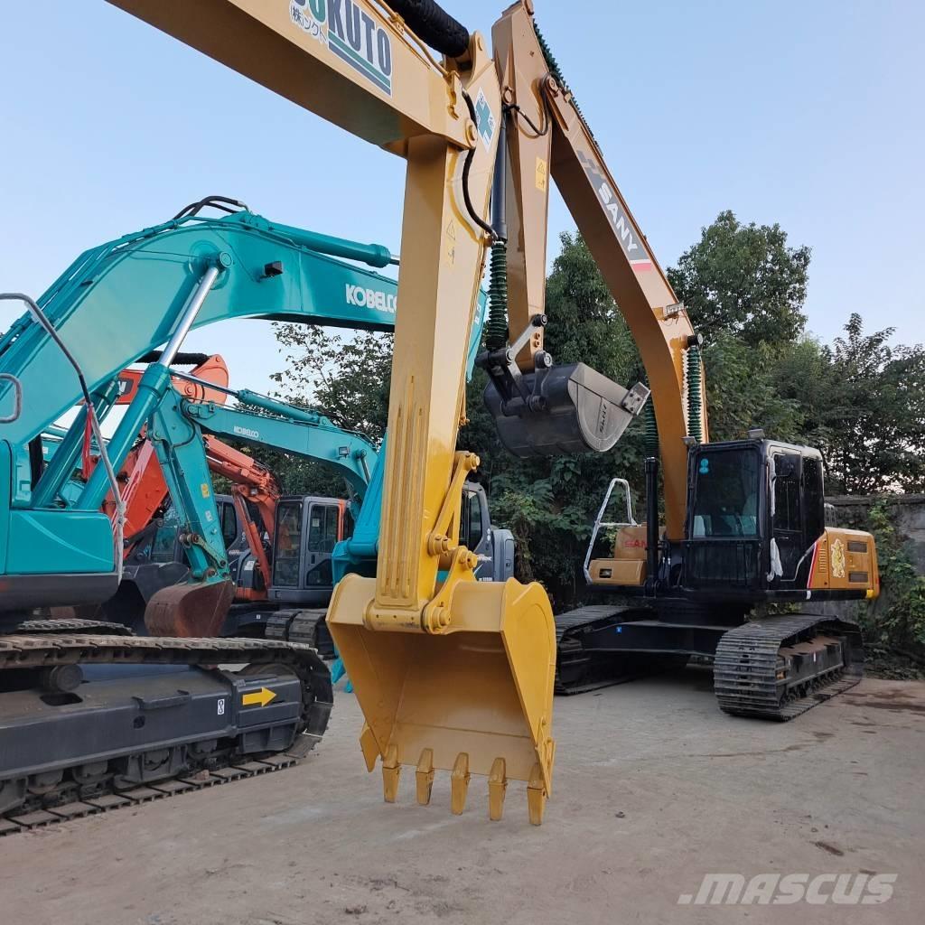 Komatsu PC 200-8 Pásová rýpadla