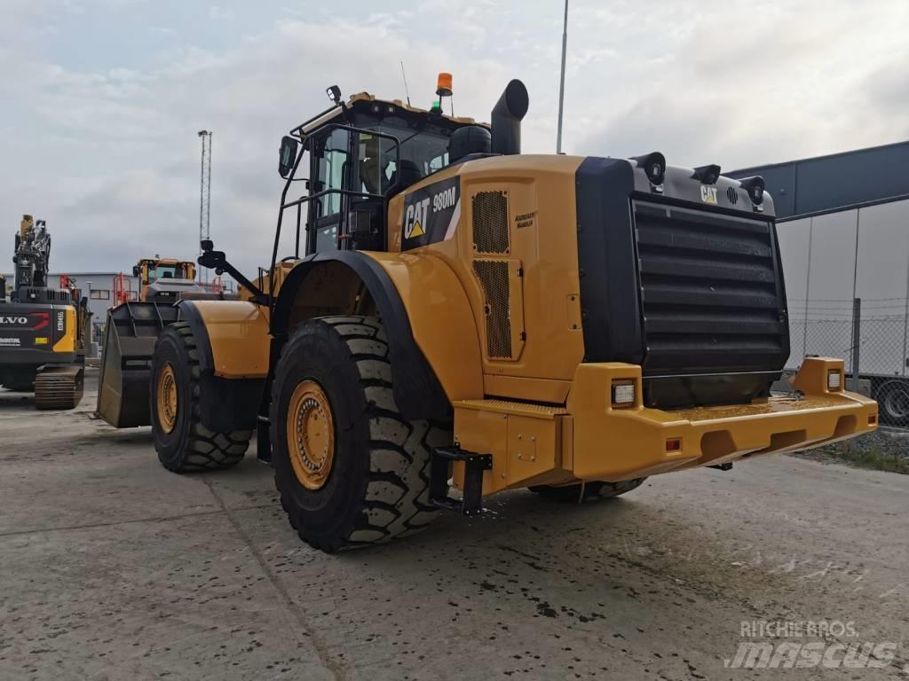 CAT 980M Kolové nakladače