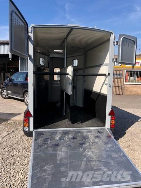 Ifor Williams HB511R Další přívěsné vozíky