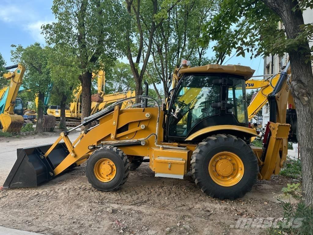 CAT 420 F Rýpadlo-nakladače
